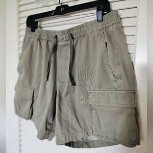 Abercrombie & Fitch Men's 100% Cotton Green 6" Cargo Shorts